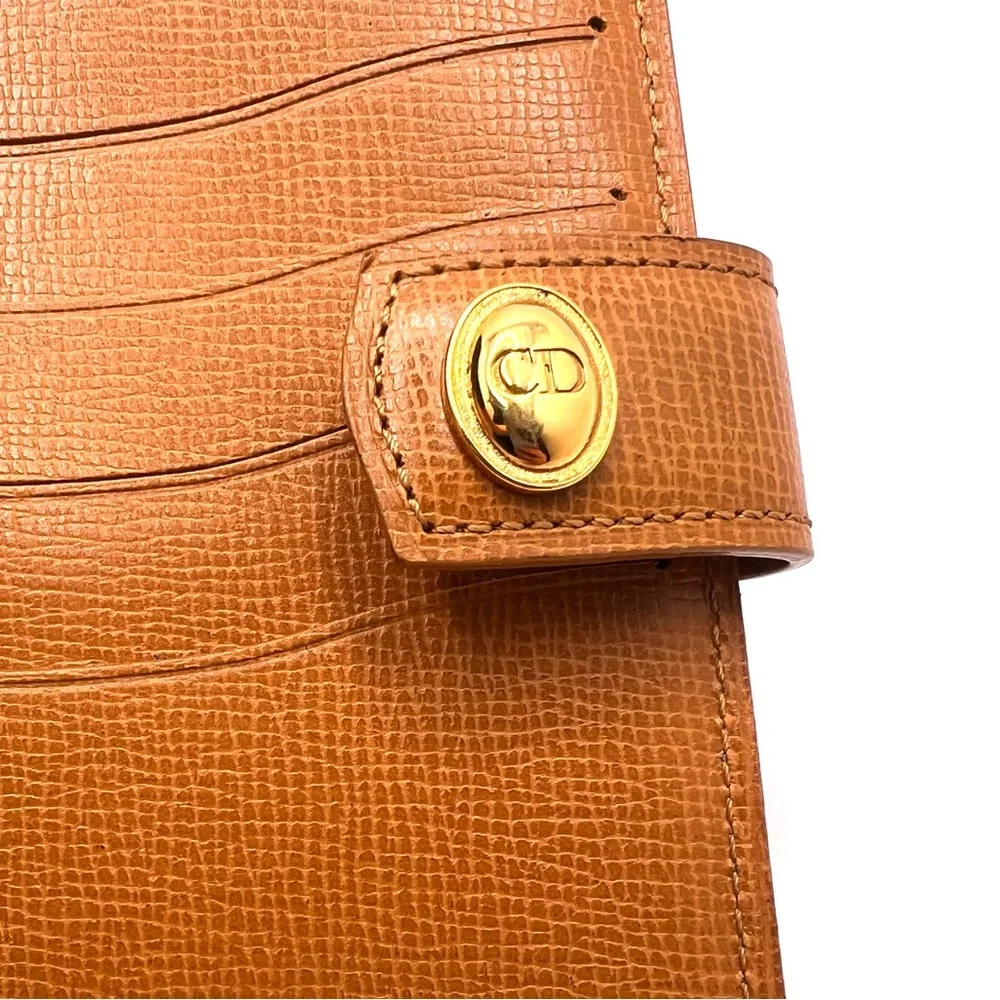 Authentic Christian Dior CD Logo Vintage Bifold Tan Leather Wallet